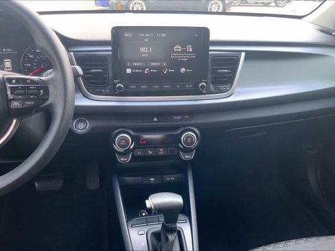 Used 2023 Kia Rio S w/ Technology Package image 6
