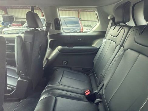 Used 2022 Jeep Grand Cherokee L Limited AWD/4WD image 22