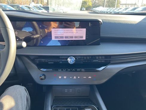 New 2025 Nissan Murano SV image 12