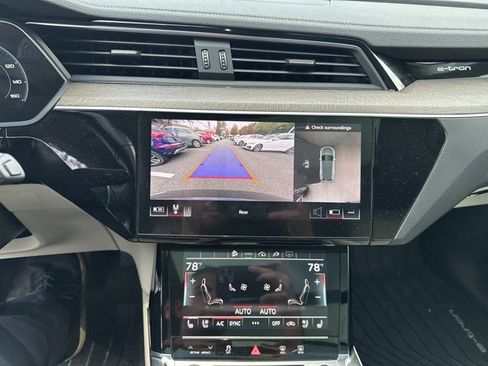 Certified 2024 Audi Q8 e-tron Premium Plus w/ Premium Plus Package image 18