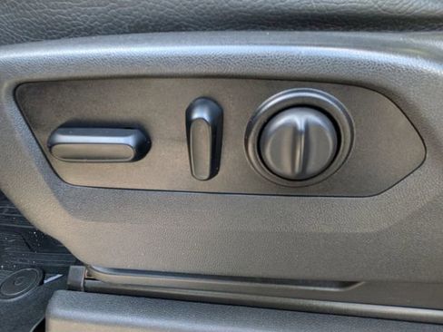 Used 2020 GMC Sierra 2500 Denali w/ Denali Ultimate Package image 18