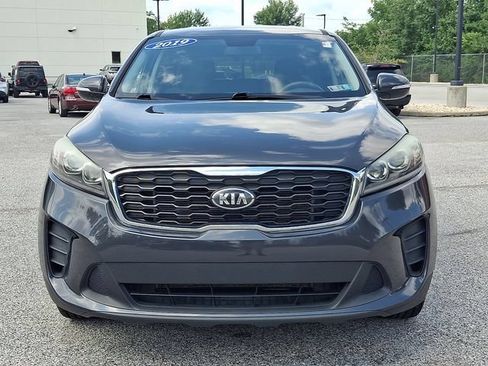Used 2019 Kia Sorento FWD V6 image 5