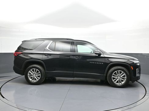 Used 2023 Chevrolet Traverse LT FWD image 5