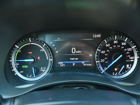 Used 2020 Toyota Highlander XLE image 11