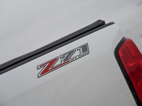 Used 2018 Chevrolet Colorado Z71 image 8