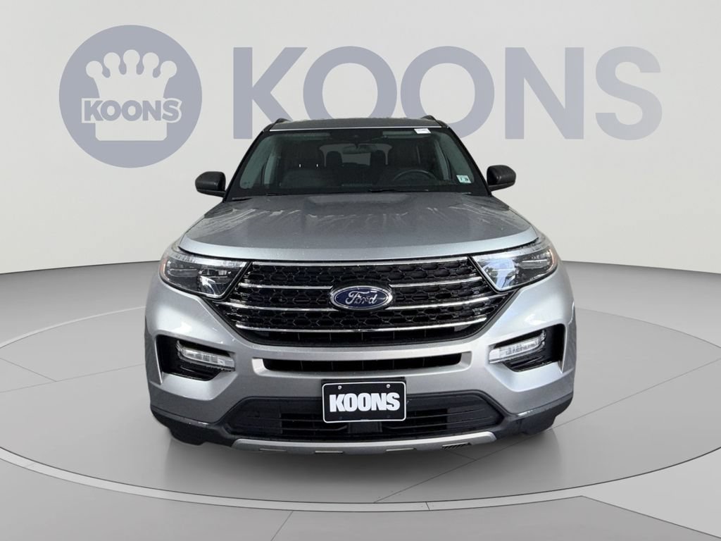 Used 2023 Ford Explorer XLT w/ Equipment Group 202A AWD/4WD image 11