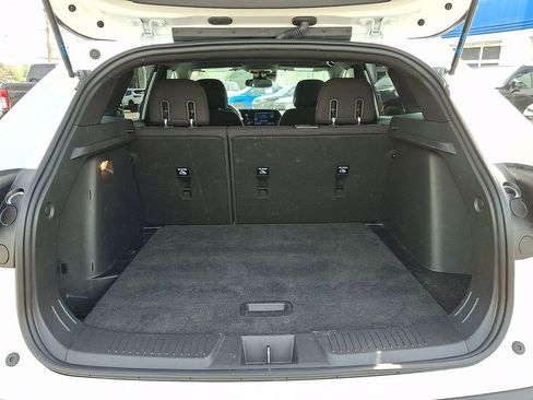 Used 2024 Chevrolet Trax RS w/ Driver Confidence Package image 27