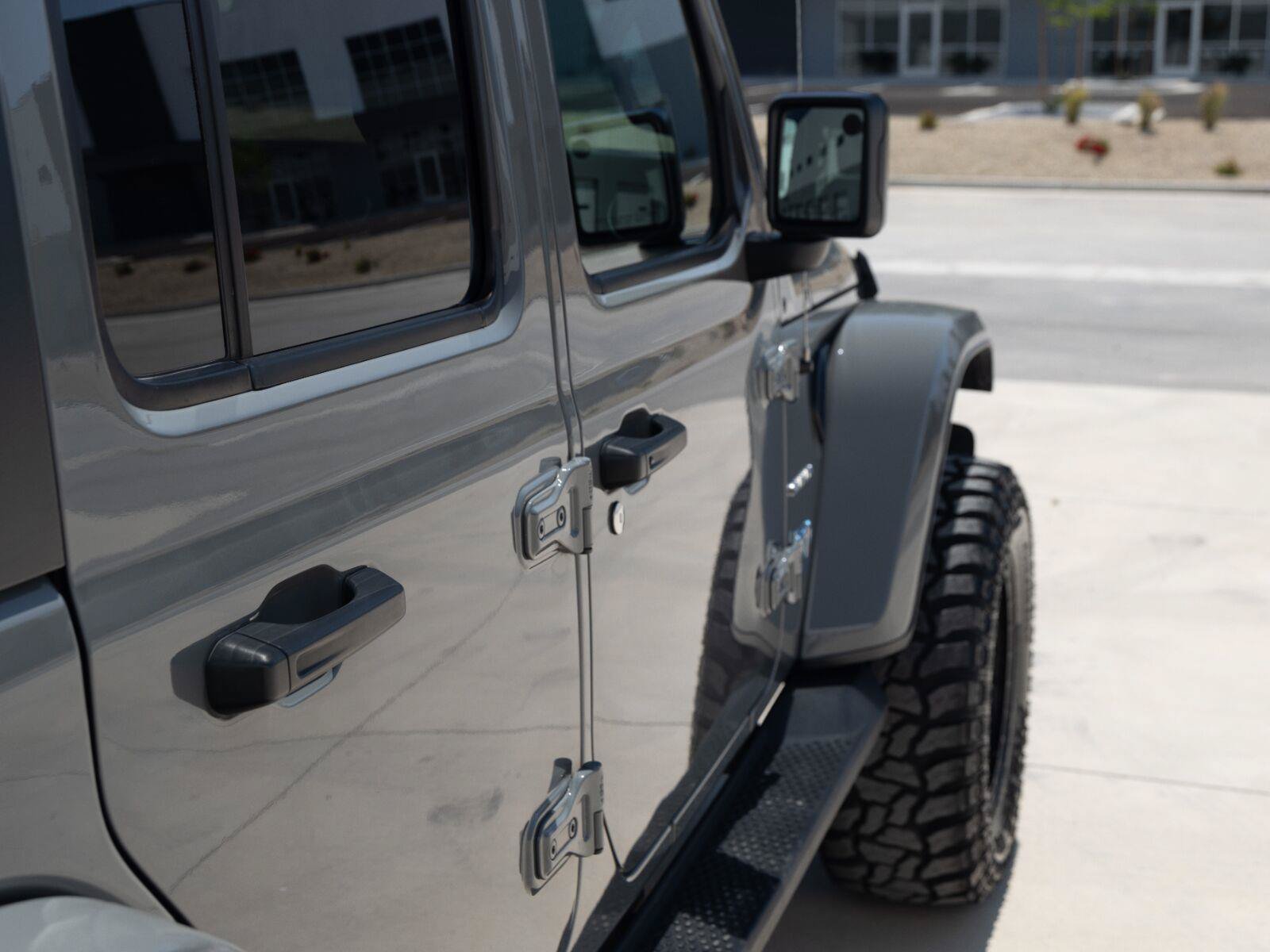 Used 2023 Jeep Wrangler Unlimited Sahara AWD/4WD image 10