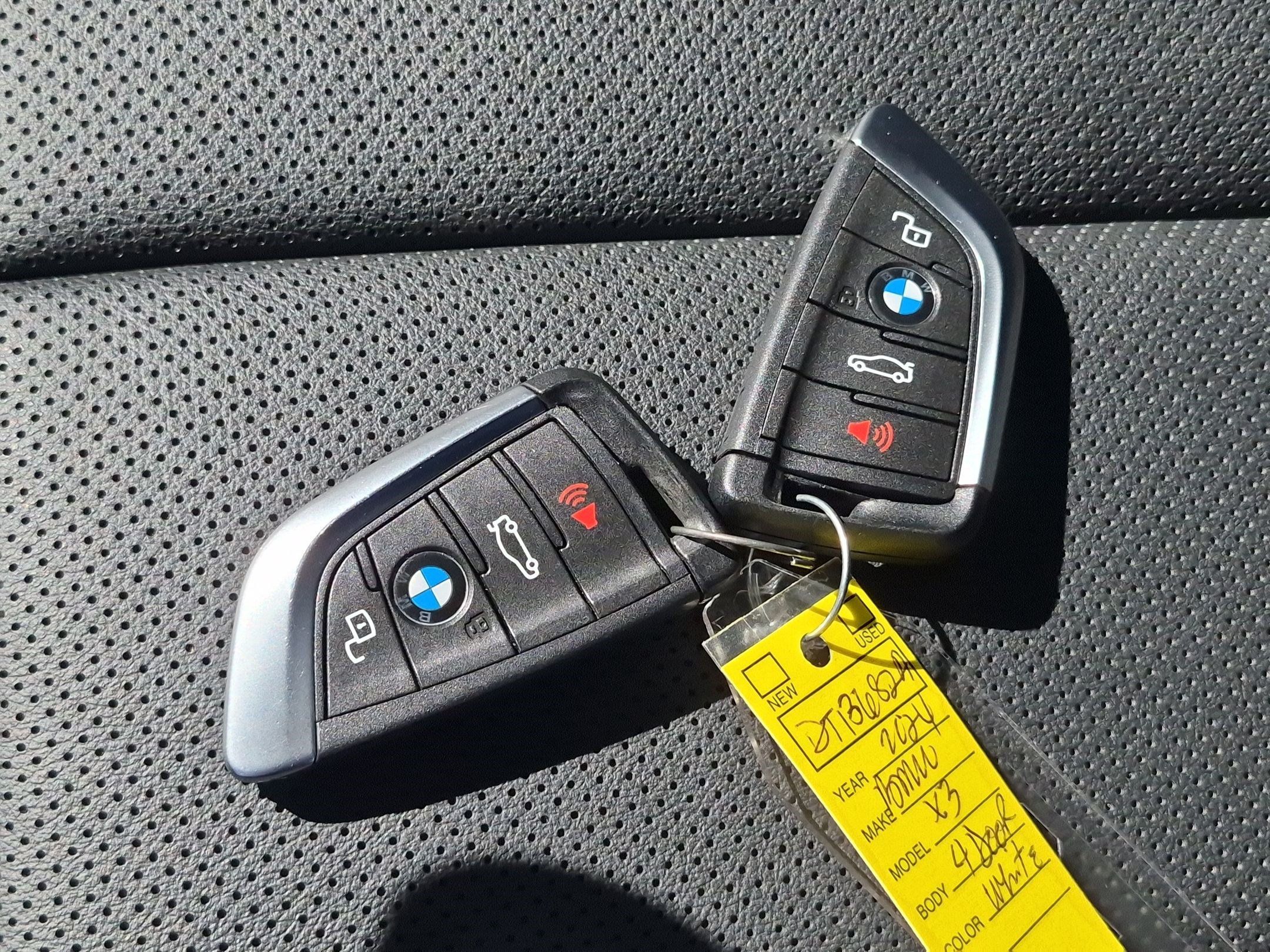 Certified 2024 BMW X3 sDrive30i w/ Convenience Package RWD image 33
