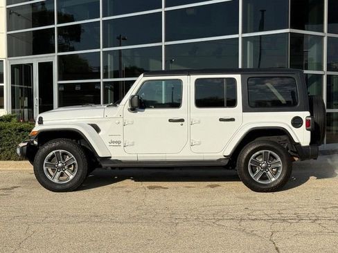Used 2020 Jeep Wrangler Unlimited Sahara image 6