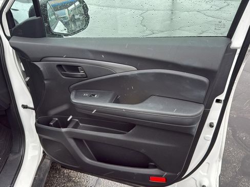 Certified 2023 Honda Passport EX-L image 34