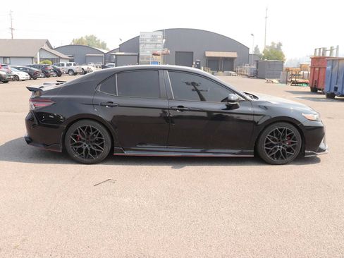 Used 2021 Toyota Camry TRD w/ TRD Package w/JBL Audio FWD image 4