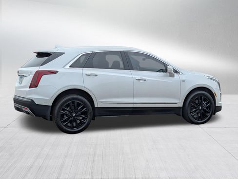 Used 2022 Cadillac XT5 Premium Luxury w/ LPO, ONYX Package image 8