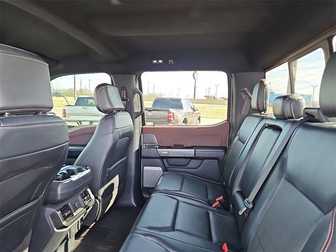 Used 2021 Ford F150 Lariat image 17