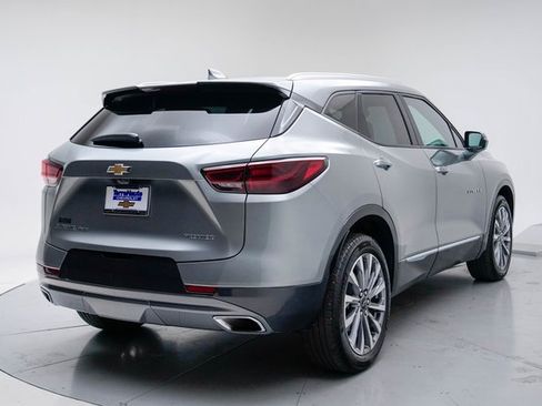 Used 2023 Chevrolet Blazer Premier w/ Driver Confidence II Package image 7