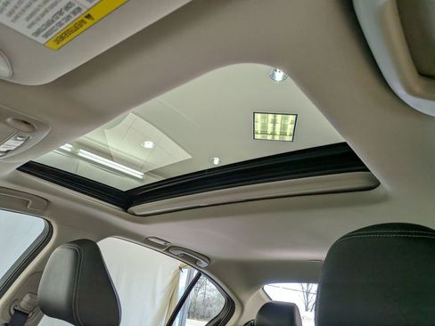 Used 2018 INFINITI Q50 Luxe w/ Sensory Package (Luxe) image 16