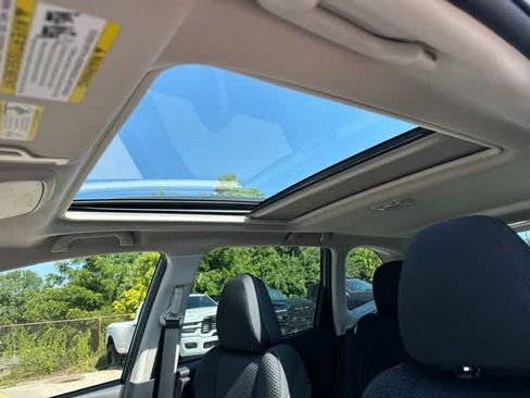 Used 2023 Subaru Forester Premium AWD/4WD image 7