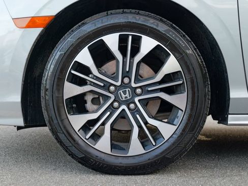 Used 2025 Honda Odyssey Elite image 13