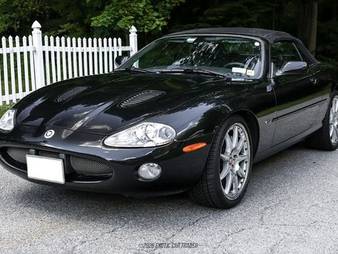 Used 2002 Jaguar XK8 Convertible RWD image 22