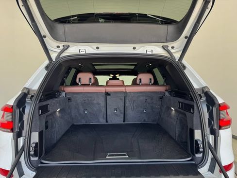 Used 2023 BMW X5 sDrive40i w/ M Sport Package RWD image 8
