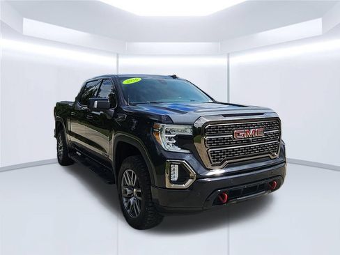 Used 2020 GMC Sierra 1500 AT4 w/ AT4 Premium Package AWD/4WD image 3