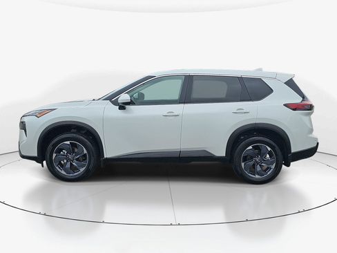 Used 2026 Nissan Rogue SV FWD image 7