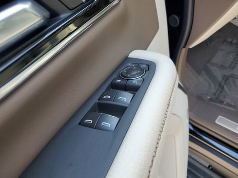 New 2026 GMC Yukon XL Denali w/ Sun & Power Step Package RWD image 18