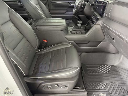 Certified 2024 GMC Sierra 1500 AT4X w/ AT4X AEV Edition AWD/4WD image 11