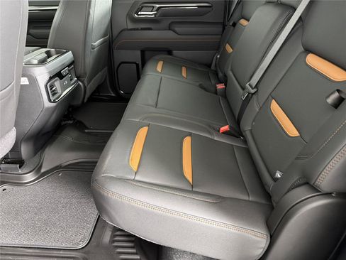 New 2026 GMC Sierra 2500 AT4 w/ AT4 Premium Plus Package AWD/4WD image 19