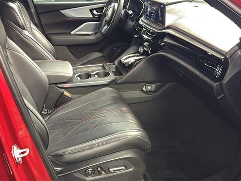 Used 2025 Acura MDX A-Spec image 9