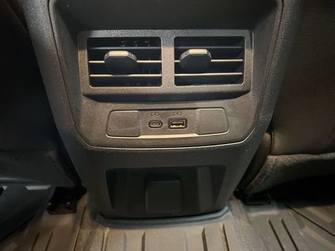 Certified 2023 GMC Canyon AT4 w/ AT4 Premium Package AWD/4WD image 21