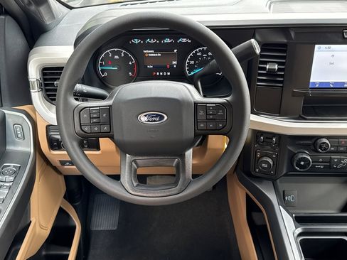 New 2025 Ford F250 XLT image 13