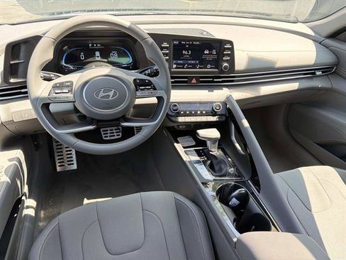 New 2026 Hyundai Elantra SEL Sport Premium FWD image 7