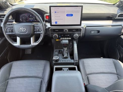 Used 2025 Toyota 4Runner TRD Off-Road Premium w/ Tow Technology Package AWD/4WD image 25