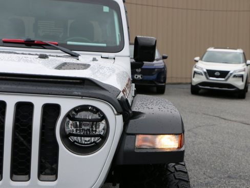 Used 2020 Jeep Gladiator Rubicon AWD/4WD image 12