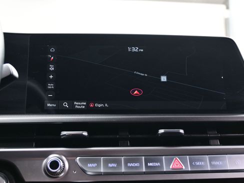 Used 2024 Kia Telluride S image 20