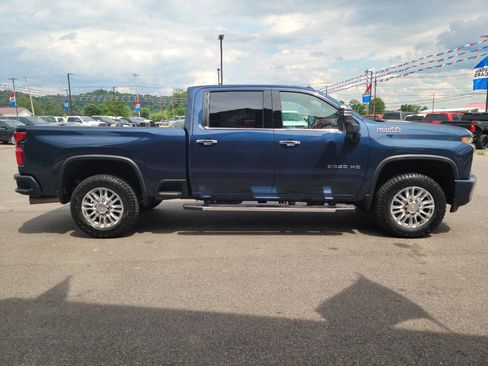 Used 2022 Chevrolet Silverado 2500 High Country w/ Z71 Off-Road Package AWD/4WD image 23