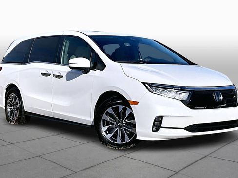 Used 2023 Honda Odyssey EX-L image 2
