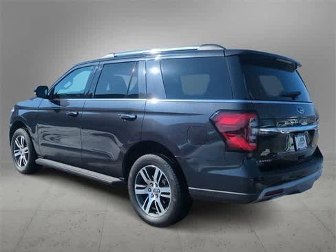 Used 2024 Ford Expedition Limited image 6