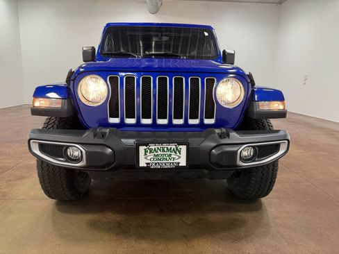 Used 2018 Jeep Wrangler Unlimited Sahara AWD/4WD image 40