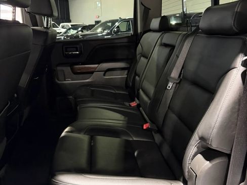 Used 2018 GMC Sierra 1500 SLT AWD/4WD image 11