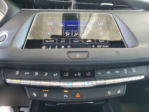 Used 2019 Cadillac XT4 Premium Luxury FWD image 28