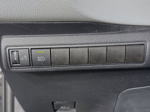 Used 2023 Toyota Corolla SE w/ Carpet Mat Package (TMS) FWD image 22