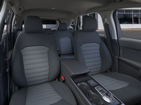 New 2024 Ford Edge SE image 10