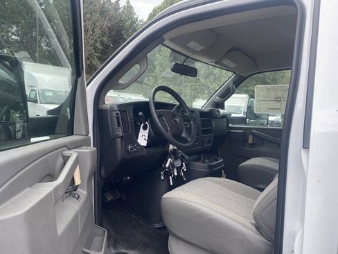 New 2025 Chevrolet Express 3500 w/ Power Convenience Package image 18