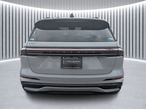 New 2026 Lincoln Nautilus Reserve image 4