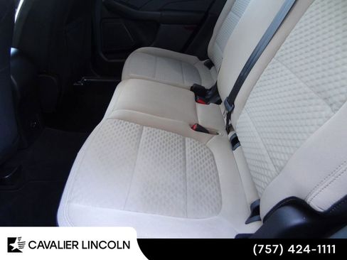 Certified 2022 Ford Escape SE AWD/4WD image 7