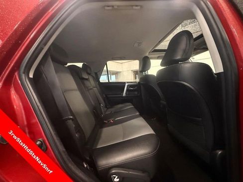 Used 2016 Toyota 4Runner SR5 Premium image 12