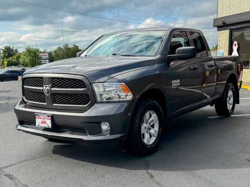 Used 2019 RAM 1500 Express AWD/4WD image 8