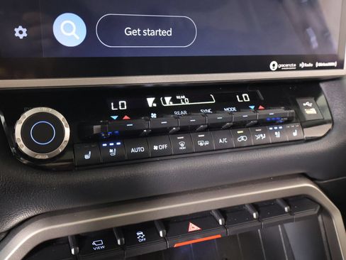 Used 2023 Toyota Sequoia Limited AWD/4WD image 7